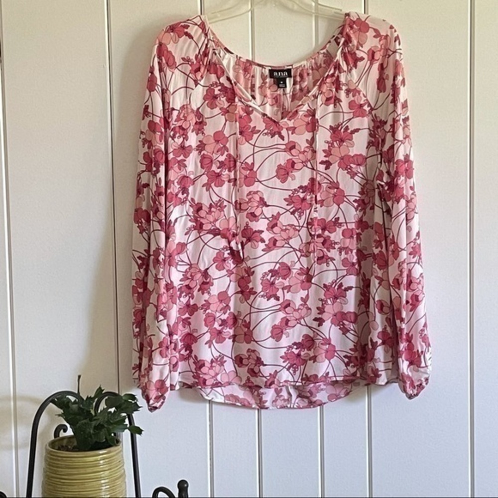 $10 SALE Boho Flirty Floral Peasant Top Coral Pink & White Ana Flowy Shirt
